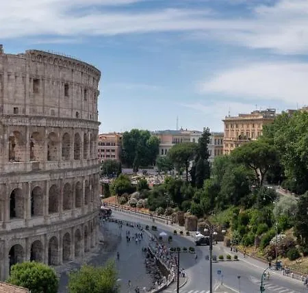 Colosseo Luxe Apartment In The Center Of Rome-3